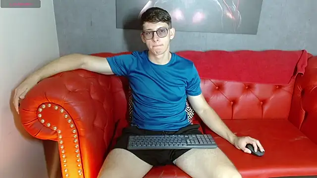 Stuart White online show from October 13, 2:28 pm