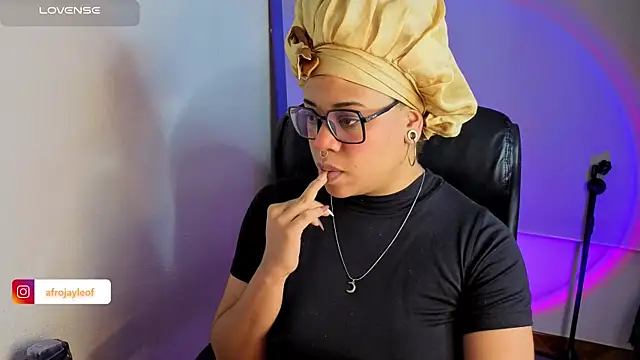 afro jayleof online show from September 30, 11:43 pm