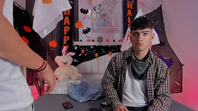 sweet petter online show from October 31, 12:39 pm