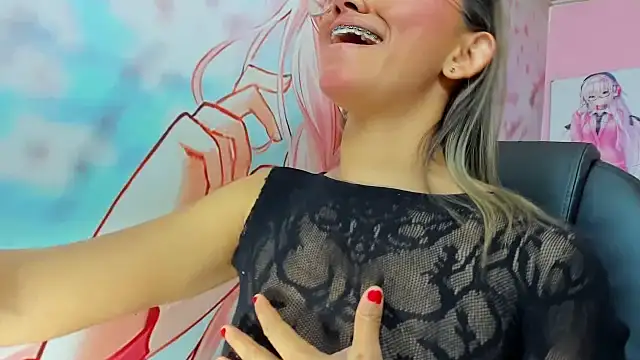 StarletTays online show from November 7, 2:00 am