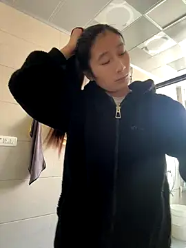 crhong666 online show from November 28, 12:46 am