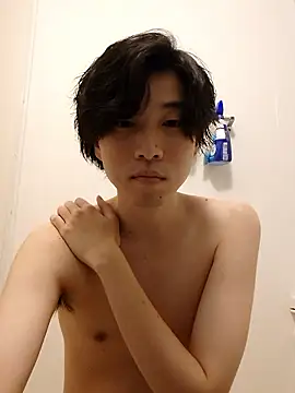 Snapshot of tanaka113 chatting on February 26, 1:32 pm tanaka113 online show from February 26, 1:32 pm