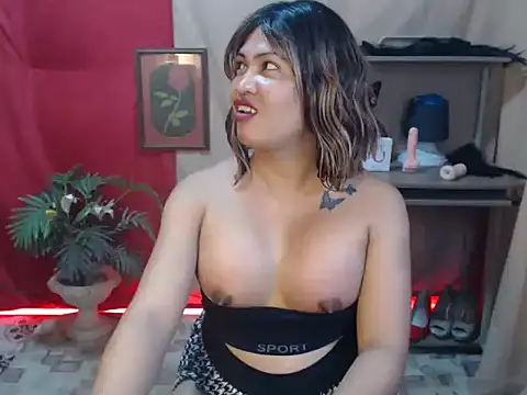 miss laila  online show from December 22, 11:07 am