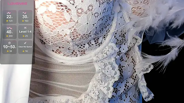 salmaesco online show from October 12, 11:59 pm