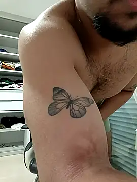 Snapshot of a23c43 chatting on February 26, 12:15 pm a23c43 online show from February 26, 12:15 pm