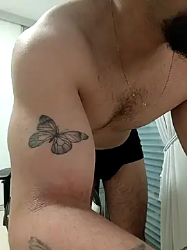 Snapshot of a23c43 chatting on March 1, 3:47 pm a23c43 online show from March 1, 3:47 pm