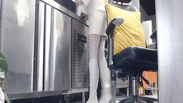 Eileen-L online show from September 30, 12:59 am