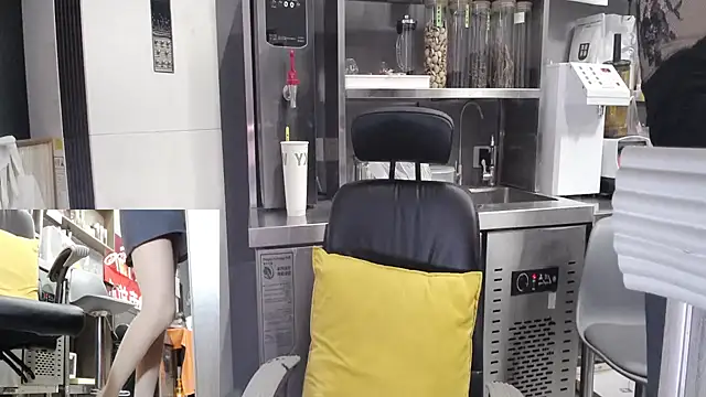 Eileen-L online show from November 6, 12:55 am