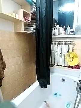 Snapshot of Fredry111 chatting on November 15, 9:32 pm Fredry111 online show from November 15, 9:32 pm