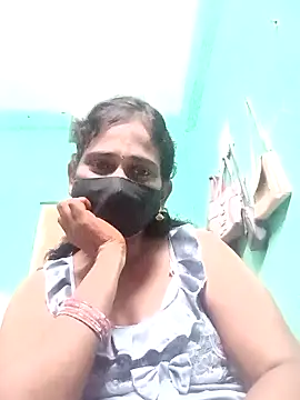 Snapshot of Naina_telugu_ chatting on September 18, 7:05 pm Naina telugu  online show from September 18, 7:05 pm