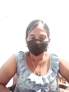 Snapshot of Naina_telugu_ chatting on October 20, 9:32 am Naina telugu  online show from October 20, 9:32 am