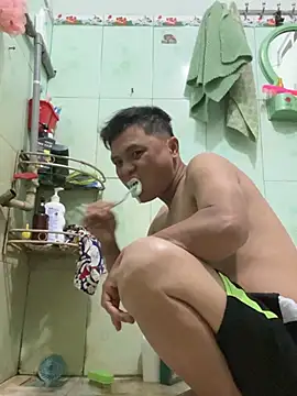 hotboy2x online show from February 9, 10:25 pm