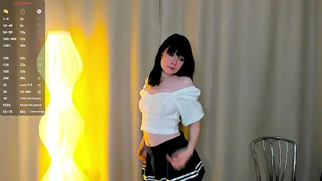 Honeey Beee online show from September 19, 7:58 pm