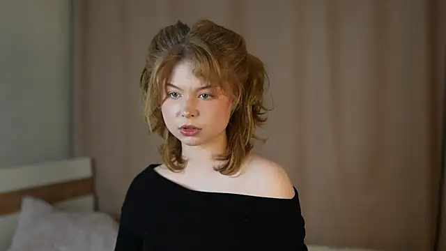 Stella Vanila online show from September 12, 11:04 pm