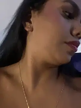 Michelle johnson  online show from April 8, 7:03 pm