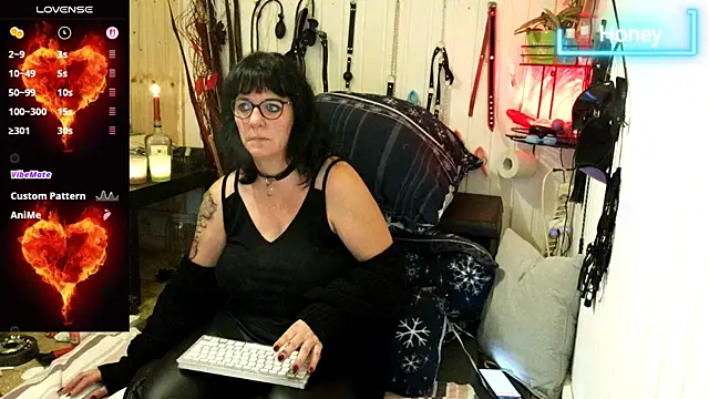 Snapshot of honey47 chatting on September 24, 5:38 pm honey47 online show from September 24, 5:38 pm