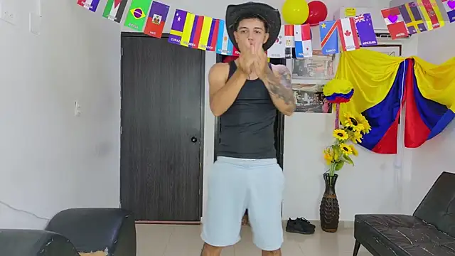 Playhardsex  online show from July 7, 10:36 pm