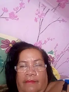 vickyhot1966 online show from September 12, 9:26 pm