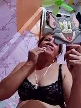 vickyhot1966 online show from February 4, 12:11 pm