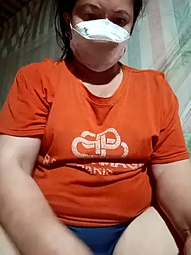 Snapshot of Love-Mama33 chatting on March 15, 11:49 am Love-Mama33 online show from March 15, 11:49 am