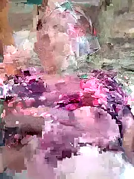 Snapshot of Love-Mama33 chatting on March 26, 5:24 am Love-Mama33 online show from March 26, 5:24 am