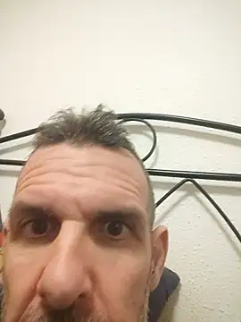 gigolobcn online show from January 8, 5:15 pm