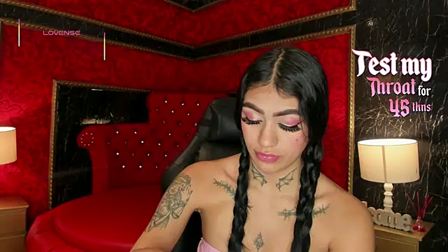 AlexiaCooperr online show from October 16, 1:45 pm