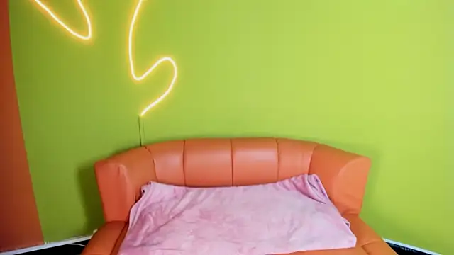 Lili milk20 online show from April 7, 7:25 pm