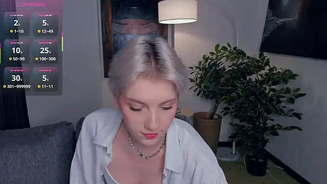 Snapshot of OdelynaAsp chatting on November 8, 12:16 pm OdelynaAsp online show from November 8, 12:16 pm