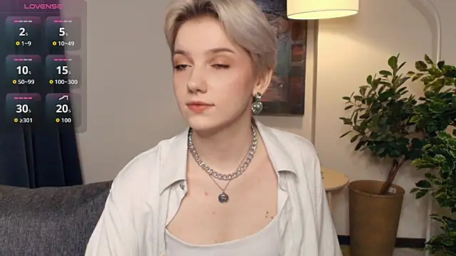 Snapshot of OdelynaAsp chatting on November 22, 11:20 am OdelynaAsp online show from November 22, 11:20 am