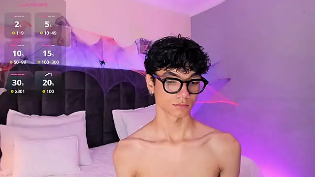 Phillicious   online show from October 11, 9:13 pm