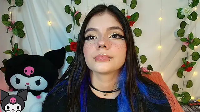 Snapshot of cutee_andrea chatting on May 12, 2:19 am cutee andrea online show from May 12, 2:19 am