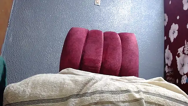 gattycahot online show from March 27, 4:29 am