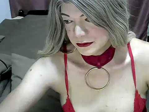 CREAMY BANANA online show from September 22, 10:39 am