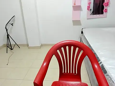 Snapshot of baby_rose03 chatting on December 17, 6:36 pm baby rose03 online show from December 17, 6:36 pm