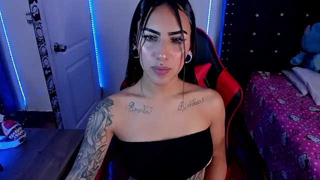 Samanthademonx20  online show from April 7, 7:09 am