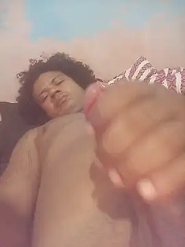 Snapshot of phfreitas chatting on March 3, 2:39 am phfreitas online show from March 3, 2:39 am