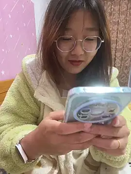 sisi-maiden online show from March 19, 10:41 am