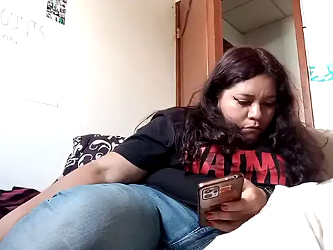 Kitty WetXxX online show from September 19, 9:26 pm