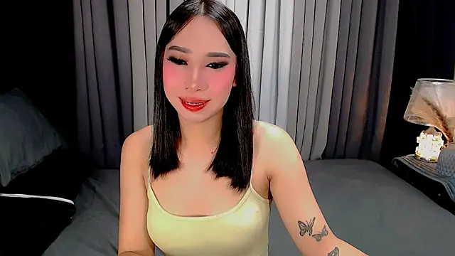 Snapshot of kisha_greyson chatting on October 19, 5:57 pm kisha greyson online show from October 19, 5:57 pm