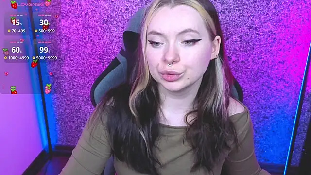 Snapshot of SadPotato_ chatting on September 19, 1:12 pm SadPotato  online show from September 19, 1:12 pm