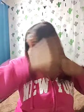 Avannay online show from December 2, 1:11 am