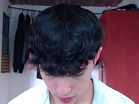 john vichenso online show from September 15, 9:26 pm