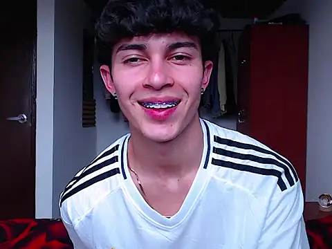 john vichenso online show from September 16, 7:15 pm