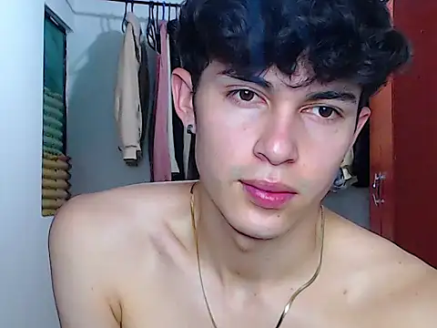 john vichenso online show from September 18, 9:39 pm