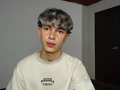 john vichenso online show from October 9, 10:19 pm