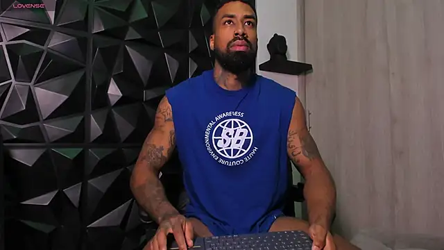 OstinDaniels online show from October 31, 10:11 pm