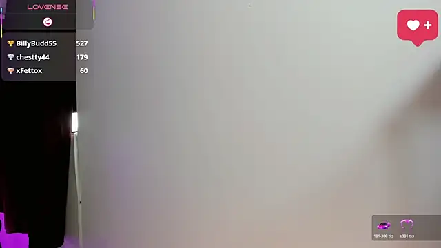 Britany montiel online show from April 10, 7:07 pm