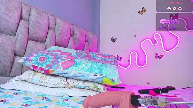 Alhara Luna online show from December 15, 3:00 am