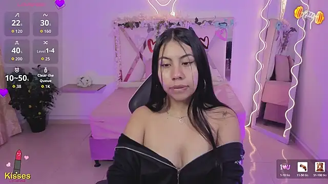 ZURY TAY online show from February 11, 11:48 am